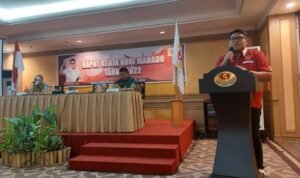 photo6285218260538470077