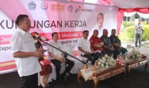 PHOTO-2022-12-15-21-05-39