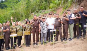 9AE69674-0E1D-4C88-996A-94E249D4CADE