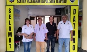 7DC76035-B25B-4C8D-A9C5-76DD945ADD92